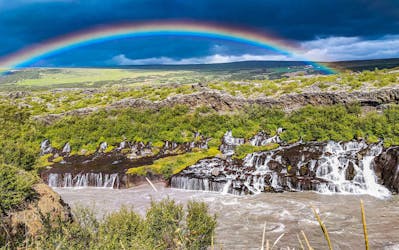 Recorrido por el oeste de Islandia con visita a la cueva de lava y Krauma Spa